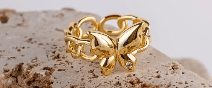 Jewelry Trends: What's Hot and What's Not in 2024