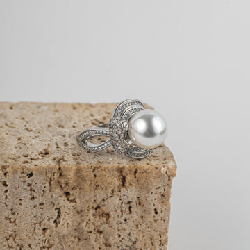 Big Pearl Silver Ring